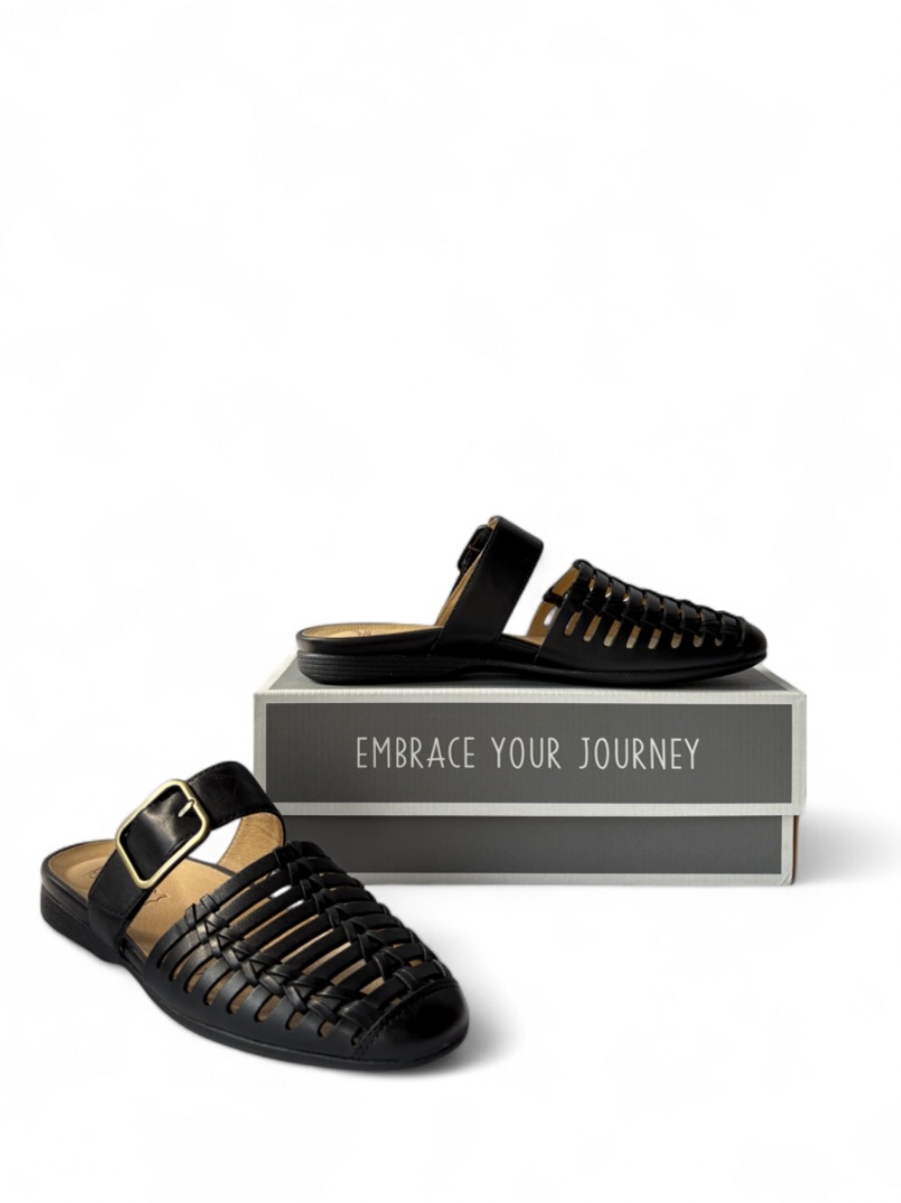 Dansko-LEILANI Burnished Nappa
Black Woven Leather Buckle Slides
